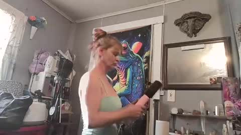 pizzedwife online show from 04.07.26