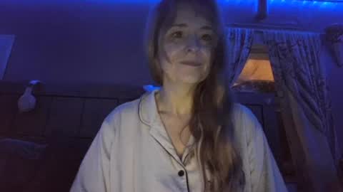 Snapshot of pizzedwife chatting on 06.26.26 pizzedwife online show from 06.26.26