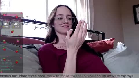 Snapshot of plantbabeee chatting on 12.10.24 Plantbabeee online show from 12.10.24