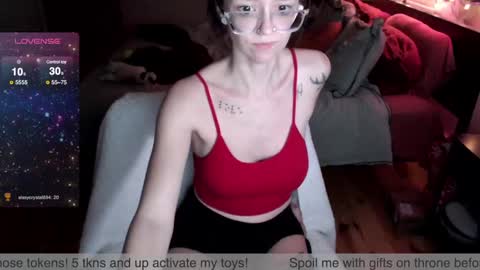 Snapshot of plantbabeee chatting on 12.30.24 Plantbabeee online show from 12.30.24