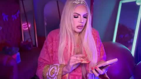 Dumb bimbo fuck doll online show from 01.18.26