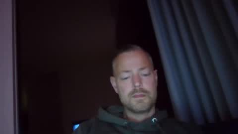 Snapshot of platugle chatting on 11.07.25 platugle online show from 11.07.25