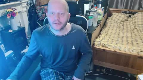 Snapshot of playboy_horny chatting on 10.19.25 playboy_horny online show from 10.19.25