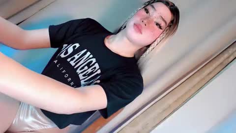 Snapshot of playfulcock69_kate chatting on 10.03.25 kate online show from 10.03.25