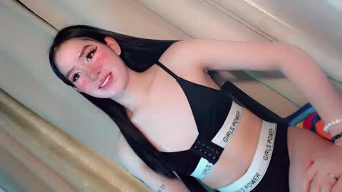 Snapshot of playfulcock69_kate chatting on 11.09.25 kate online show from 11.09.25