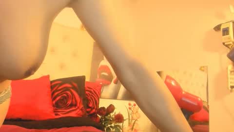 Snapshot of playfullmaniac chatting on 10.07.25 jen online show from 10.07.25