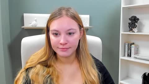 Valeria online show from 01.05.25