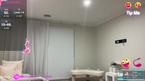 hornypetitegirl online show from 03.12.25