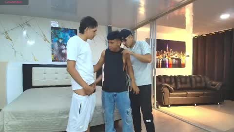   online show from 04.21.26