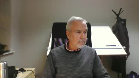 Snapshot of pleasedominateme chatting on 12.12.24 Pleasedominateme online show from 12.12.24