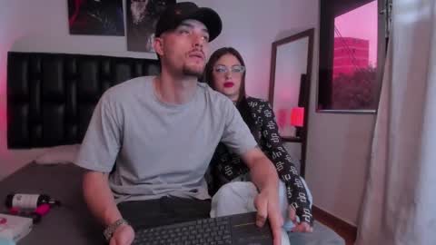 Snapshot of pleasure_vibes023 chatting on 02.01.25 JUAN AND JULI online show from 02.01.25