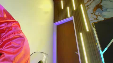 JUAN AND JULI online show from 11.07.25