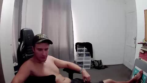 Snapshot of plkrisztian chatting on 09.27.25 plkrisztian online show from 09.27.25