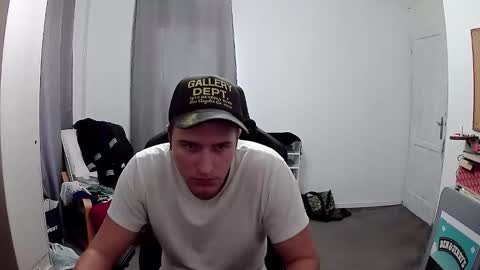 Snapshot of plkrisztian chatting on 10.08.25 plkrisztian online show from 10.08.25