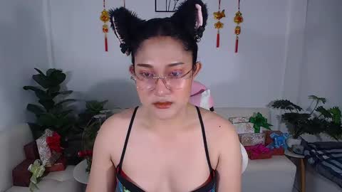 Ploysai online show from 03.03.25