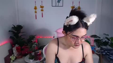 Ploysai online show from 03.05.25