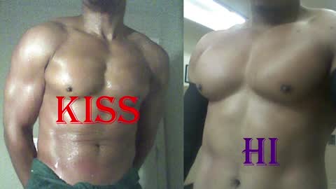 StraightPlush online show from 04.06.26