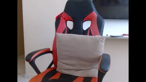 Snapshot of pocahontas261 chatting on 11.05.25 pocahontas online show from 11.05.25