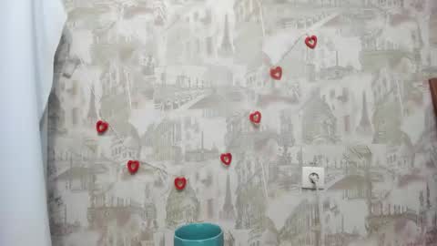 Erica online show from 12.18.24