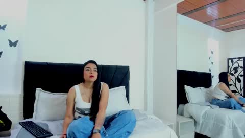 Snapshot of pocahontas_cp chatting on 01.14.26 pocahontas_cp online show from 01.14.26