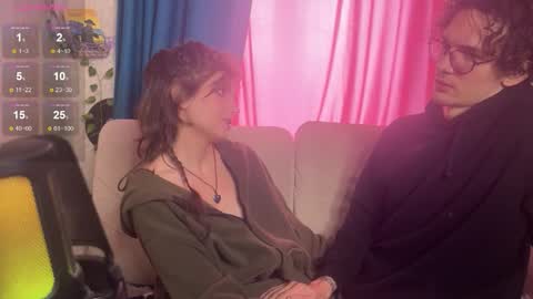 Snapshot of pocket_lovers chatting on 09.24.25 Cute Sofia and Handsome Richy online show from 09.24.25