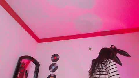 Snapshot of poeeticaa_ chatting on 02.11.26 IG ipoetica online show from 02.11.26