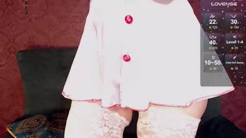 Poison Eva  online show from 11.18.25