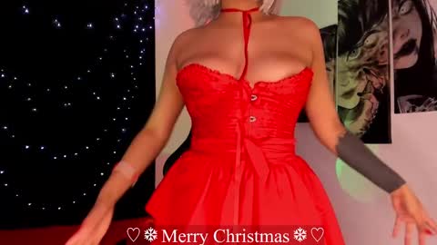 Willow                      Hours 12pm to 630pm Colombian time FRIDAY AND SUNDAY FREE DAYS online show from 12.24.24