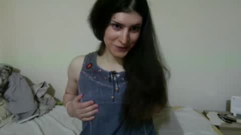 Snapshot of poisonivyb chatting on 05.26.26 Poison Ivy online show from 05.26.26