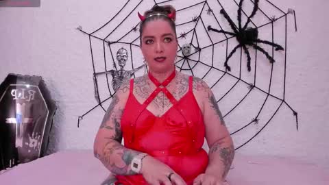 Snapshot of poisson_ivy_ chatting on 10.25.25 poisson_ivy_ online show from 10.25.25