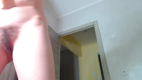 Snapshot of pola_xx chatting on 02.15.25 9pm - 11pm GMT3 online show from 02.15.25
