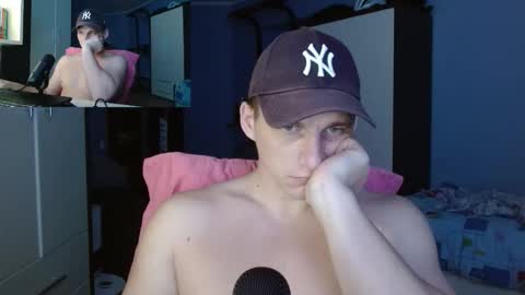 Snapshot of poliglotjoe chatting on 11.03.25 Poliglot online show from 11.03.25