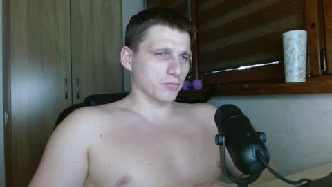 Snapshot of poliglotjoe2 chatting on 05.18.26 Poliglotjoe2 online show from 05.18.26