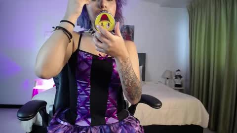 Poli  online show from 12.04.24