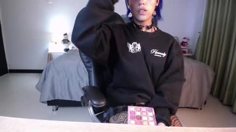 Poli  online show from 12.28.24