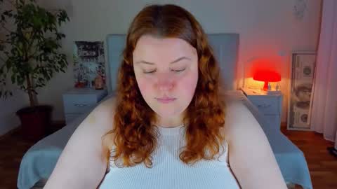 Snapshot of polinasallivan chatting on 05.11.26 Polina online show from 05.11.26