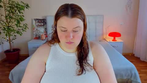 Snapshot of polinasallivan chatting on 05.24.26 Polina online show from 05.24.26