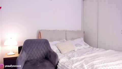 Polly online show from 09.24.25