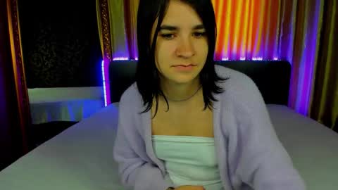 Snapshot of polly_love_ chatting on 10.14.25 Polly online show from 10.14.25