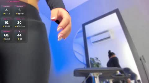 Snapshot of pollybabe_ chatting on 10.06.25 POLLY online show from 10.06.25