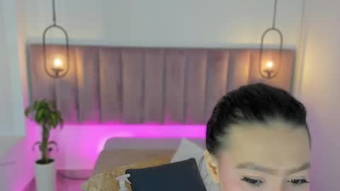 Snapshot of pollybabe_ chatting on 04.27.26 POLLY online show from 04.27.26