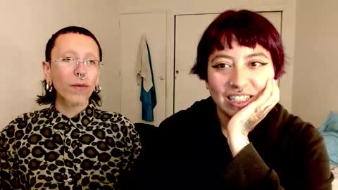 Snapshot of poly_mer chatting on 01.08.26 Poly online show from 01.08.26