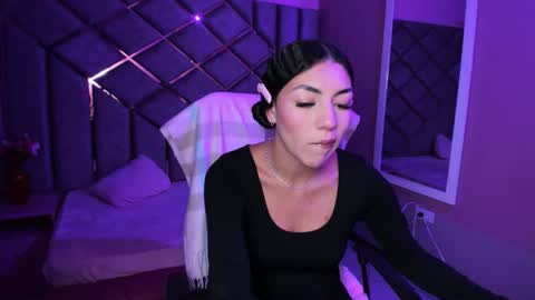 Snapshot of poly_sasha_ chatting on 02.13.26 poly sasha online show from 02.13.26