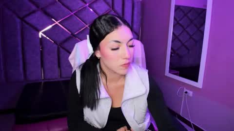 Snapshot of poly_sasha_ chatting on 03.14.26 poly sasha online show from 03.14.26