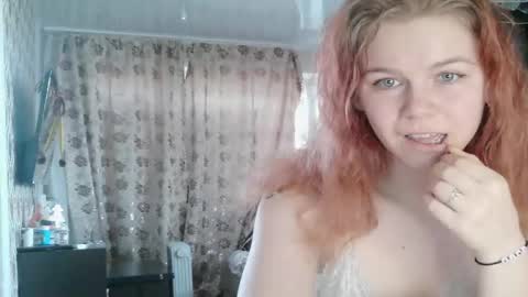 Poppy online show from 10.04.25