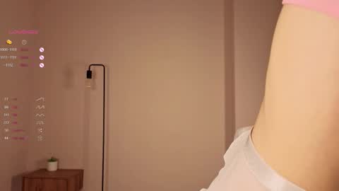 Agnes online show from 11.26.25