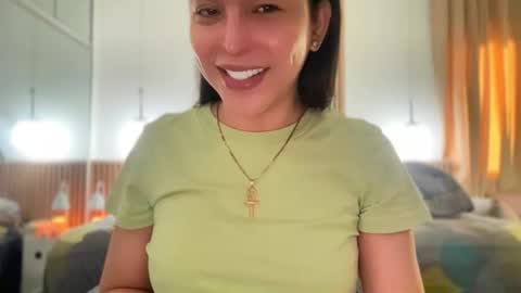 Snapshot of porndivasophia chatting on 10.21.25 its SOPHIA online show from 10.21.25