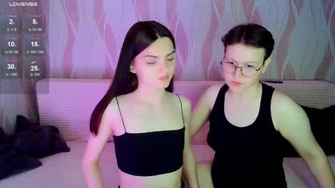 Ana and Tati online show from 09.27.25