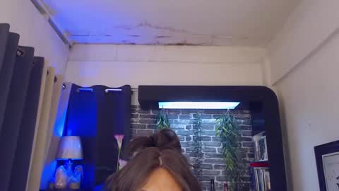 DivaGray online show from 03.04.25