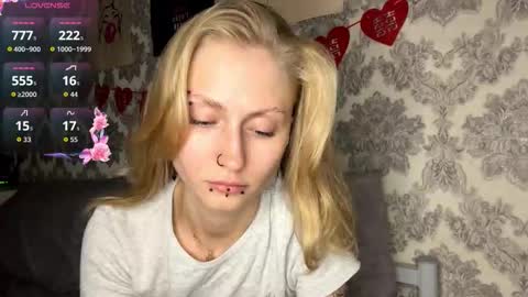  HERES SILVIA AND OlIVIA  WELCOME EVERYONE LOVENSE DOMI REACT TO YOUR TIPS LETS MAKE A GREAT SHOW TOGETHER  online show from 09.30.25